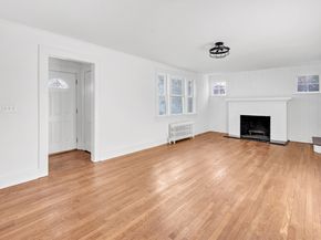 88 Brewster Street, Stratford CT 06614