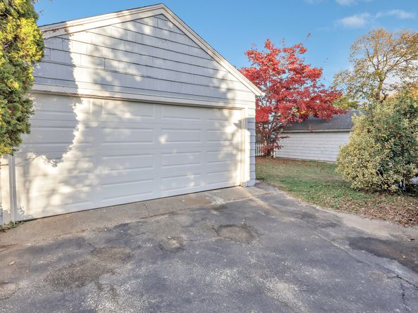 88 Brewster Street, Stratford CT 06614