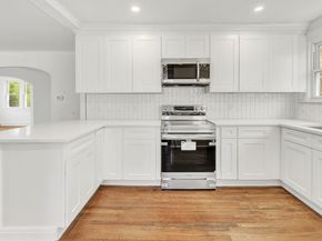 88 Brewster Street, Stratford CT 06614