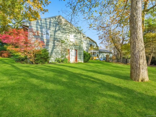 184 Putting Green Road, Trumbull CT 06611