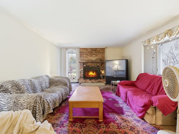 184 Putting Green Road, Trumbull CT 06611