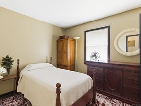 184 Putting Green Road, Trumbull CT 06611