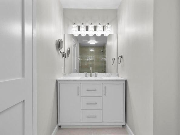 25 2nd Street APT B4, Stamford CT 06905