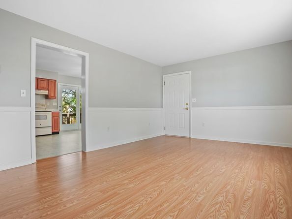 96 Franklin Street APT B, Danbury CT 06810