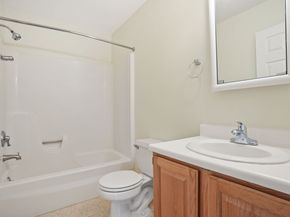 96 Franklin Street APT B, Danbury CT 06810