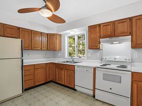 96 Franklin Street APT B, Danbury CT 06810