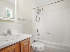 96 Franklin Street APT B, Danbury CT 06810