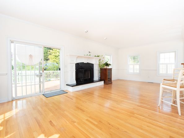 15 Tavern Rock Road, Stratford CT 06614