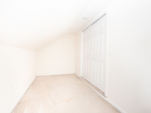 15 Tavern Rock Road, Stratford CT 06614