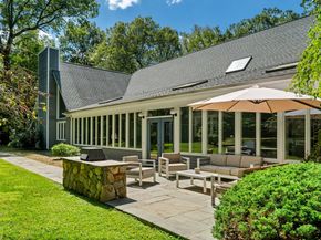 212 Fence Row Drive, Fairfield CT 06824