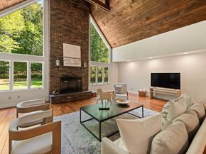 212 Fence Row Drive, Fairfield CT 06824