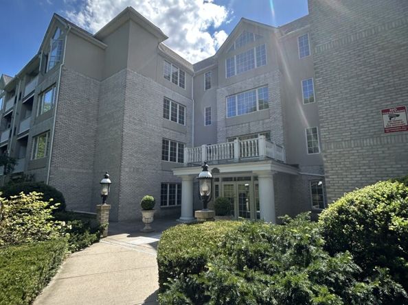 2 Homestead Lane 209, Greenwich CT 06831