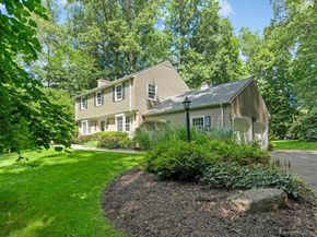 42 Old Washington Road, Ridgefield CT 06877