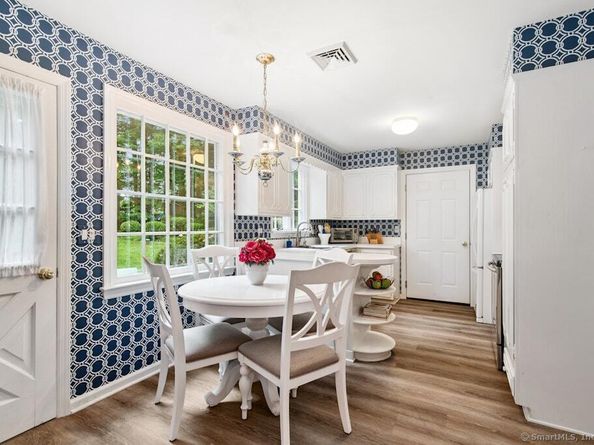 42 Old Washington Road, Ridgefield CT 06877