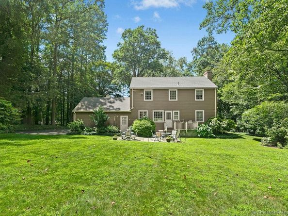 42 Old Washington Road, Ridgefield CT 06877