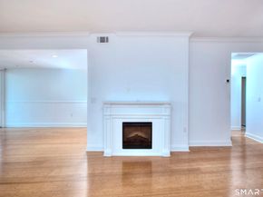 100 Seaview Avenue 4F, Norwalk CT 06855