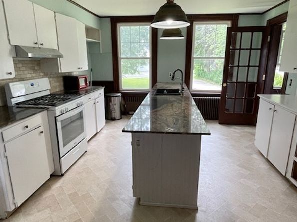 2 Judd Avenue, Bethel CT 06801