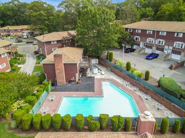 9 Patricia Road C, Bridgeport CT 06606