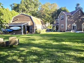 15 Flak Lane, New Fairfield CT 06812