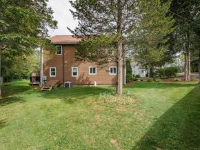 15 Flak Lane, New Fairfield CT 06812