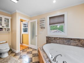 15 Flak Lane, New Fairfield CT 06812