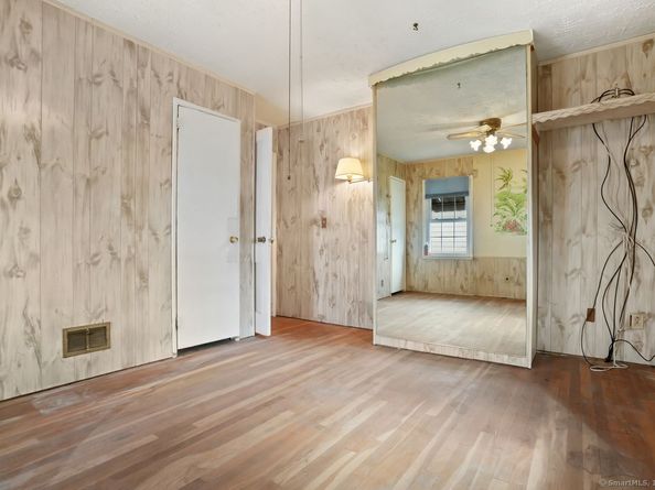 130 Ash Street, Stratford CT 06615