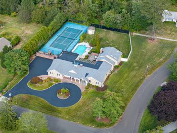 5 New England Drive