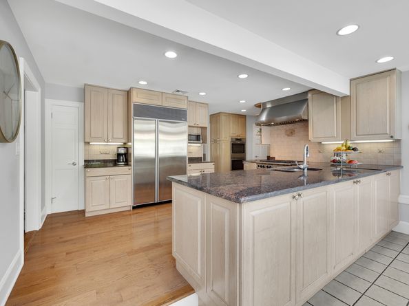 5 New England Drive, Stamford CT 06903