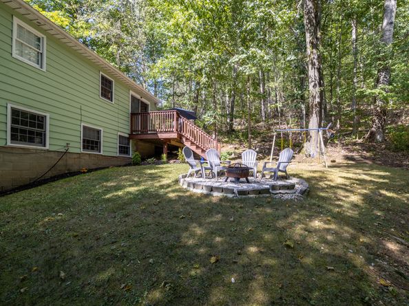 85 Padanaram Road, Danbury CT 06811