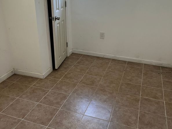 302 Dover Street, Bridgeport CT 06610