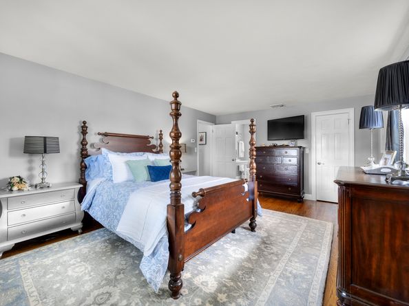 72 Mohican Hill Road, Fairfield CT 06825