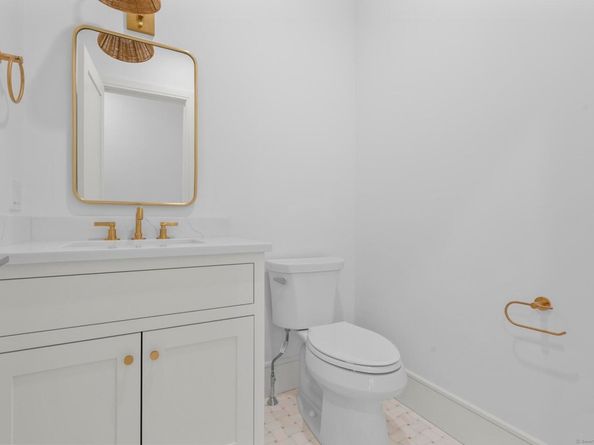 31 High Ridge Road, Fairfield CT 06825