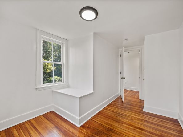 2921 Nichols Avenue, Trumbull CT 06611