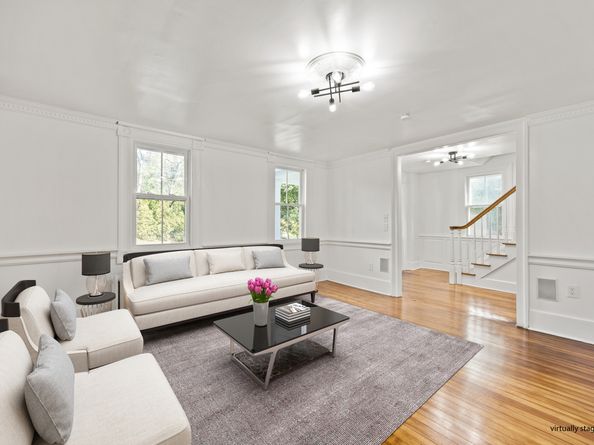 2921 Nichols Avenue, Trumbull CT 06611