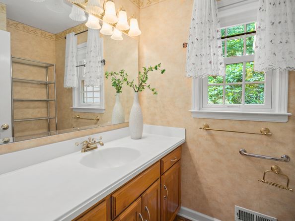177 Old Boston Road, Wilton CT 06897