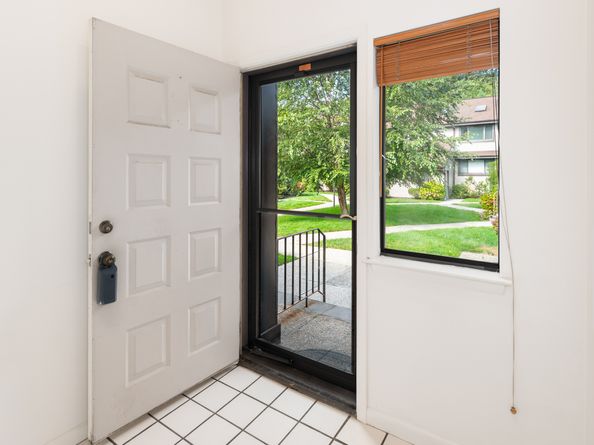 2437 Bedford Street F20, Stamford CT 06905