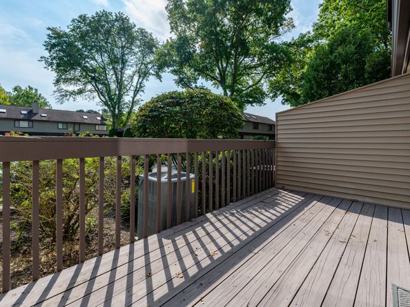 2437 Bedford Street F20, Stamford CT 06905