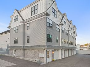 21 Beaumont Street 21, Fairfield CT 06824