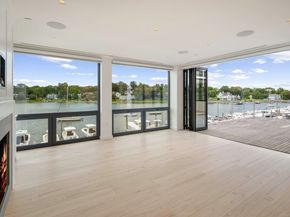 111 Rowayton Avenue 302, Norwalk CT 06853