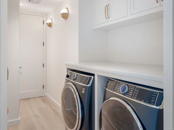 111 Rowayton Avenue 302, Norwalk CT 06853