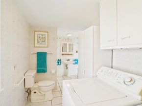44 Washington Parkway, Stratford CT 06615