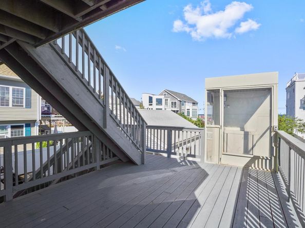 44 Washington Parkway, Stratford CT 06615