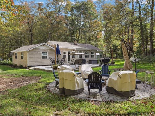 178 Church Street, Monroe CT 06468