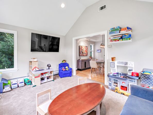 118 Greenbrier Road, Trumbull CT 06611