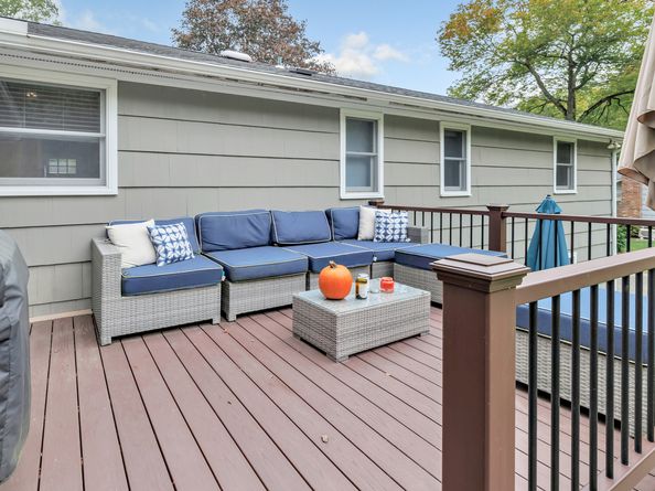 118 Greenbrier Road, Trumbull CT 06611