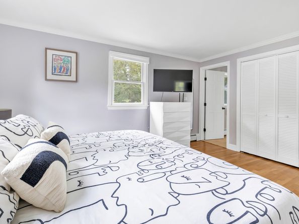 118 Greenbrier Road, Trumbull CT 06611