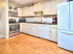 100 Wolfpit Avenue 17, Norwalk CT 06851