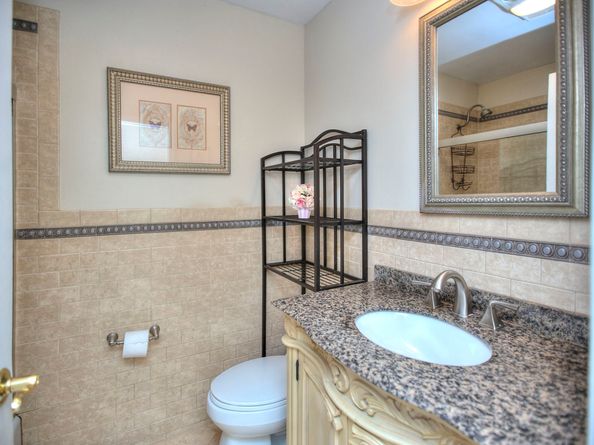 100 Wolfpit Avenue 17, Norwalk CT 06851