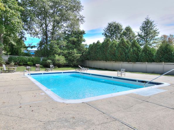 100 Wolfpit Avenue 17, Norwalk CT 06851