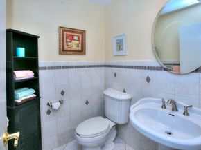 100 Wolfpit Avenue 17, Norwalk CT 06851